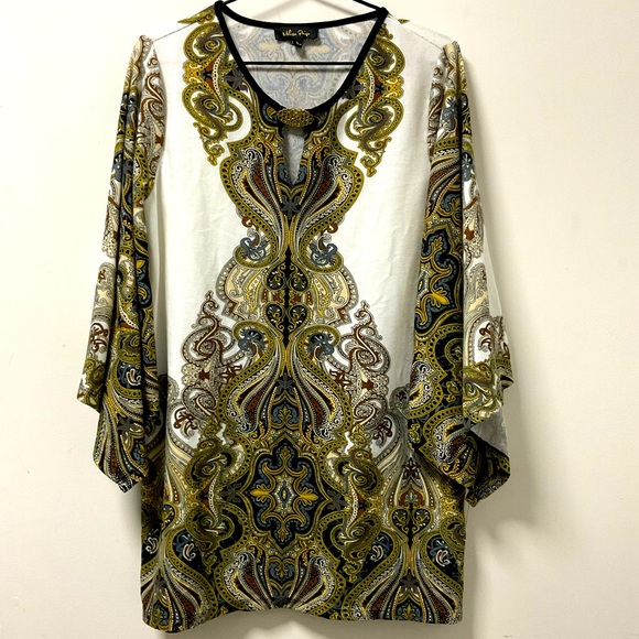 Beautifully Patterned Long Sleeve Melissa Paige Bell Sleeve Top! - Picture 1 of 12